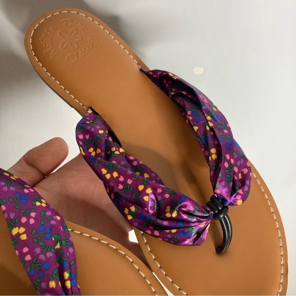 Matilda Jane Women's 8 Satin Floral Thong Flip Flop Sandals - Picture 5 of 9